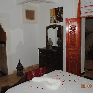 Dar Mounadim Pensión Fez